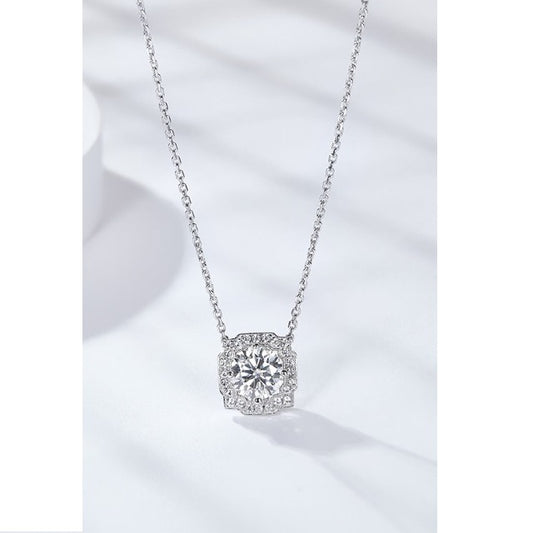 1 Carat Diamond Pendant Necklace