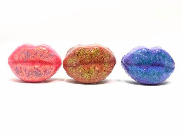 Saucy Lip Bath Bombs