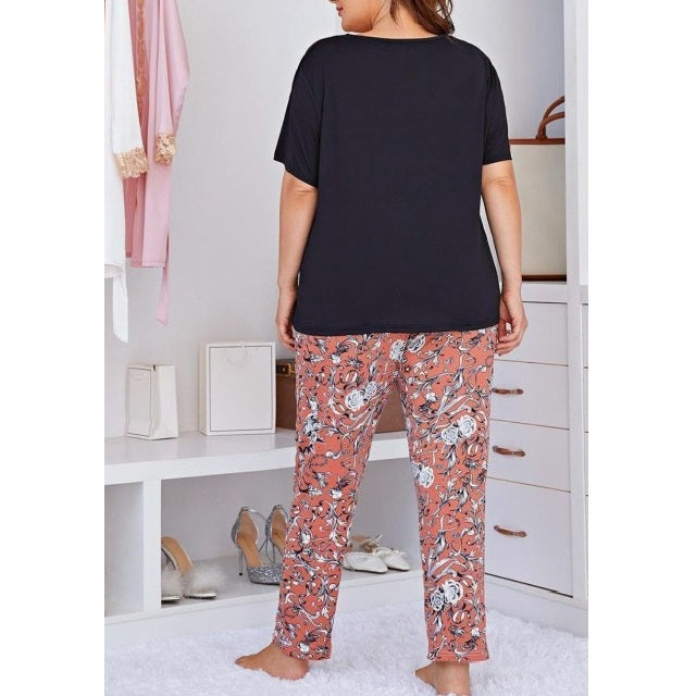 Plus Size Round Neck Tee and Floral Pants Lounge Set