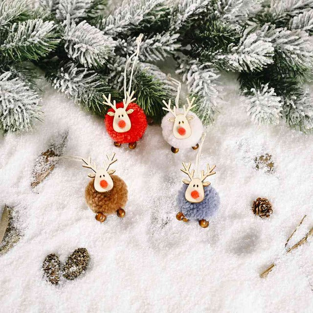 4-Piece Reindeer Hanging Ornaments