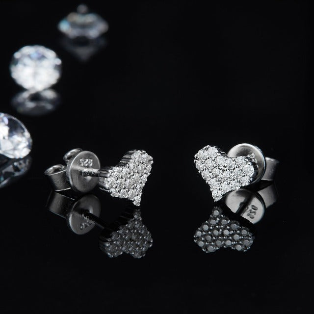 925 Sterling Silver Moissanite Diamond Heart Earrings