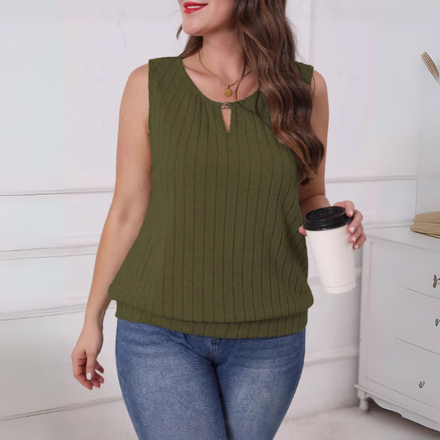 Women's Plus Size Knitted Keyhole Top